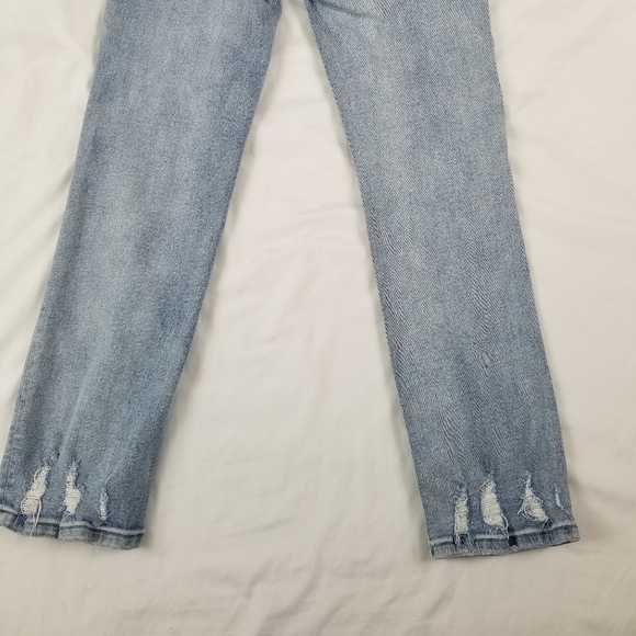 Altar'd State Straight Jeans Women Size 26, Light Wash, High Rise - Picture 9 of 9
